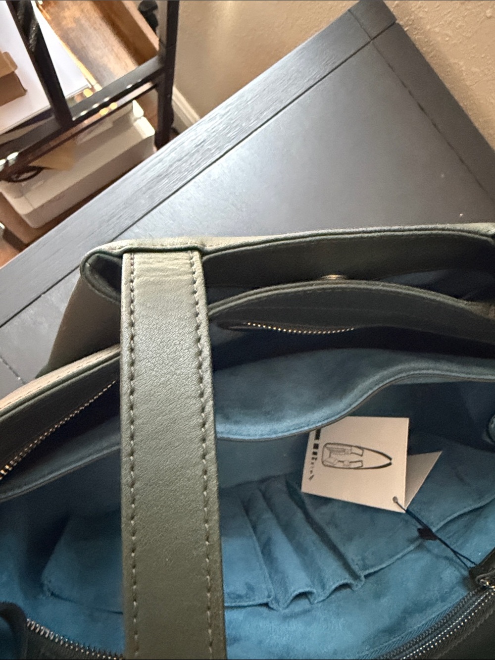 EUC KAAI Midi Pyramid Bag in Forest Green - Picture 5 of 10